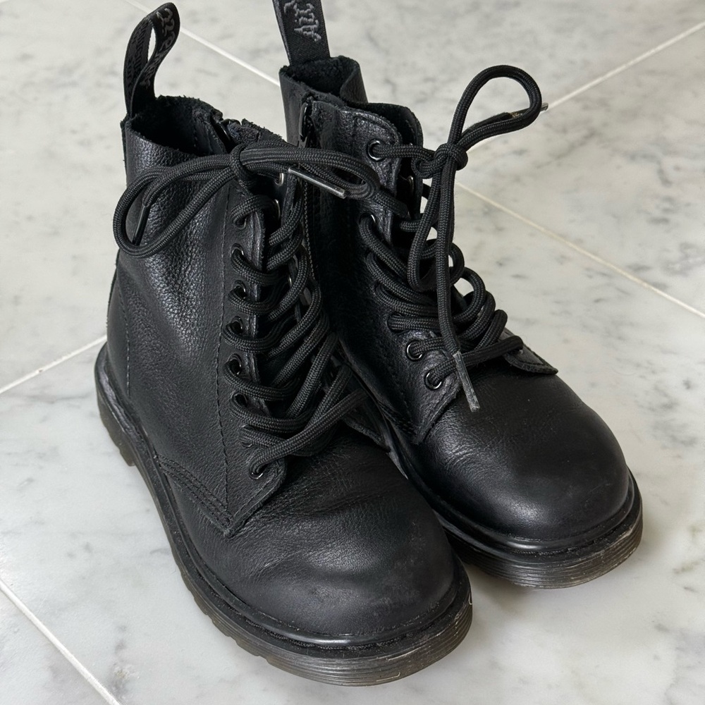 Dr. Martens 11 T Black 1460 Pascal Leather Boots